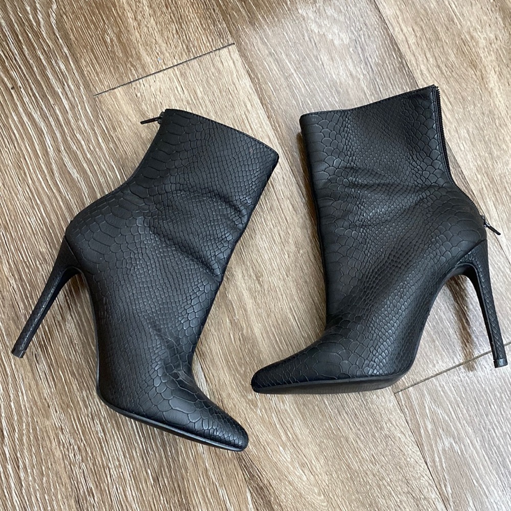 Fashion Nova Boots